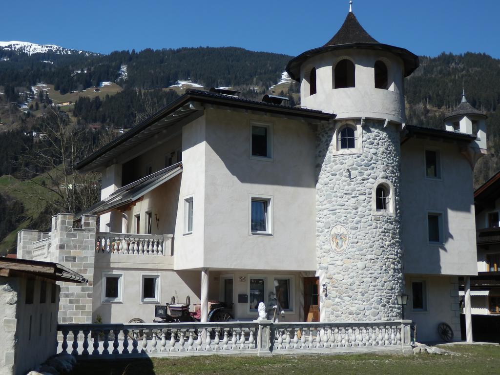 Schlossburg Reiserhof Цель-ам-Циллер Экстерьер фото